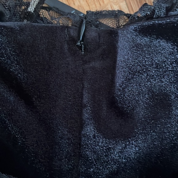 For Love & Lemons Jourdan Off The Shoulder Mini Dress in Black NWT - Picture 9 of 17